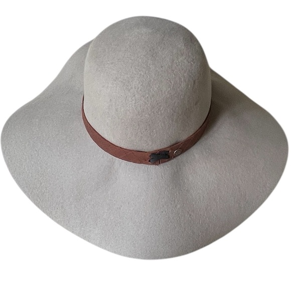 Goorin Bros. Light Tan Felted Wool Ladies Hat, Leather Band, Medium - Picture 4 of 12